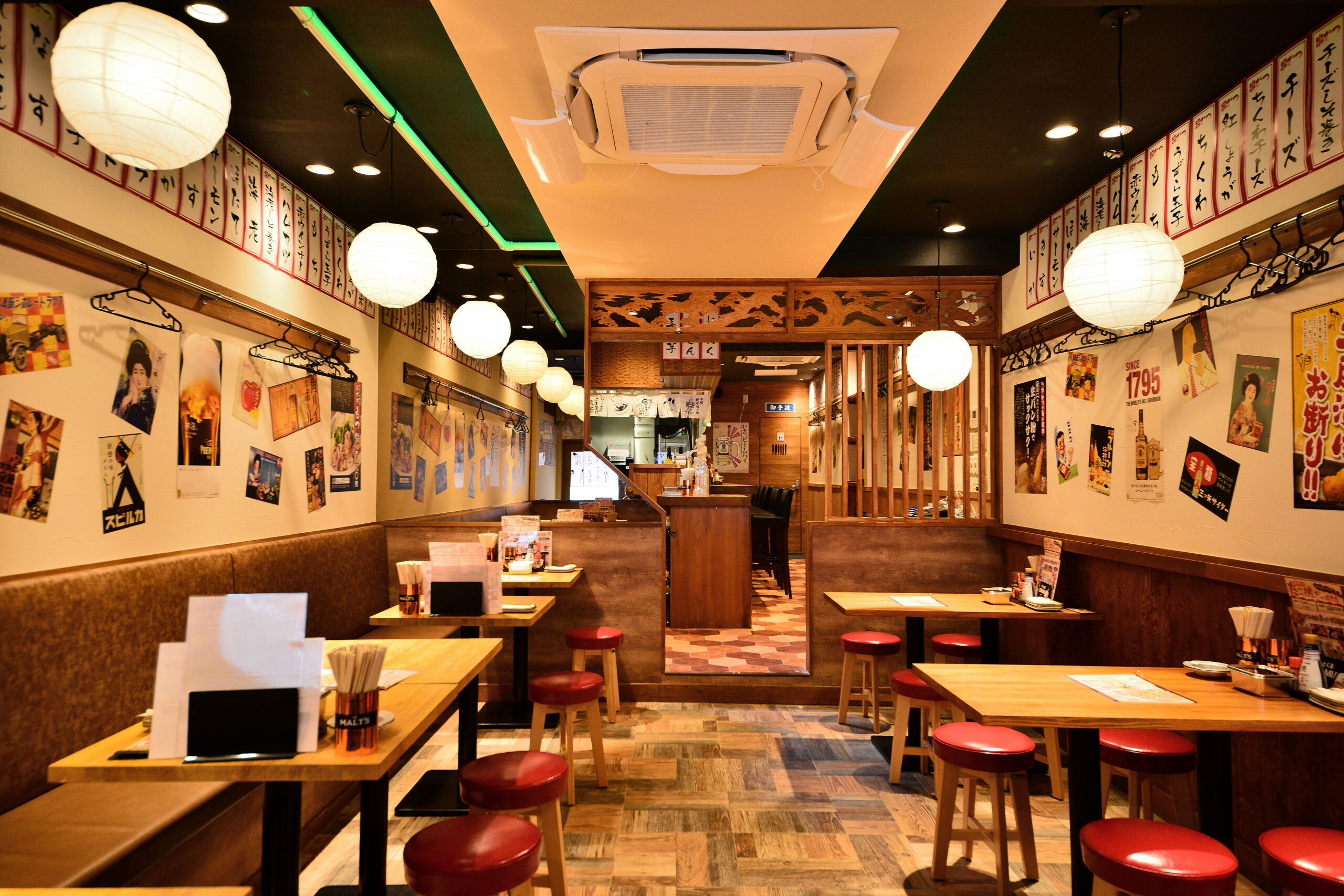 串かつじゃんじゃん　香港　尖沙咀店
